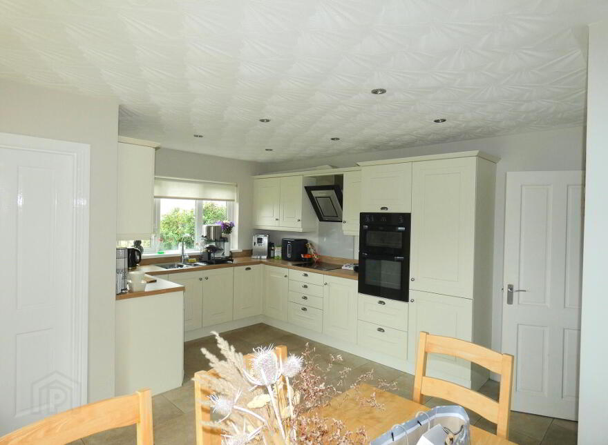 10 Castlehill Crescent, Ballymoney, BT53 6TL