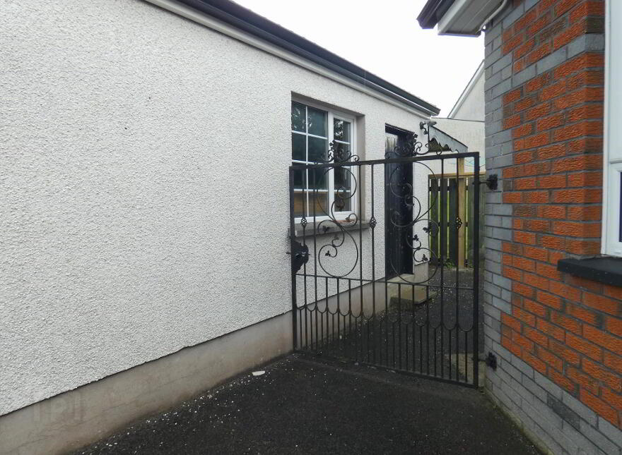10 Castlehill Crescent, Ballymoney, BT53 6TL