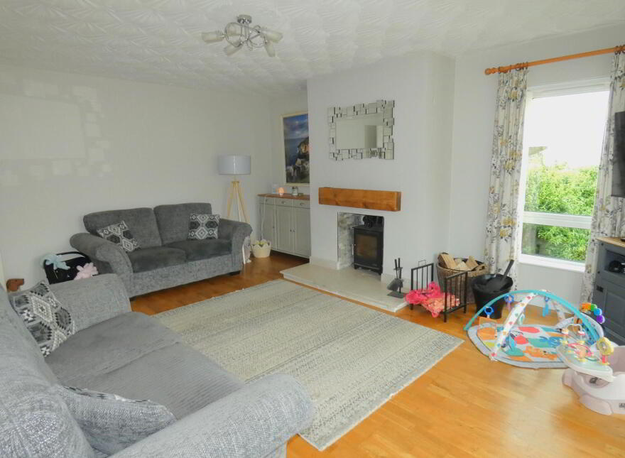 10 Castlehill Crescent, Ballymoney, BT53 6TL