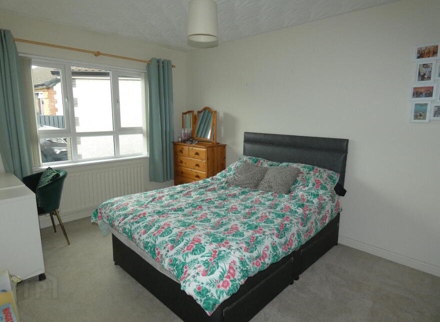 10 Castlehill Crescent, Ballymoney, BT53 6TL