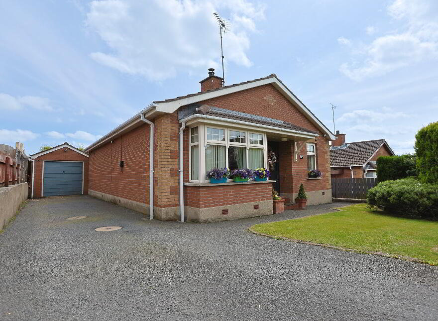 67 Mourne Grange, Dromore, BT25 1SZ photo