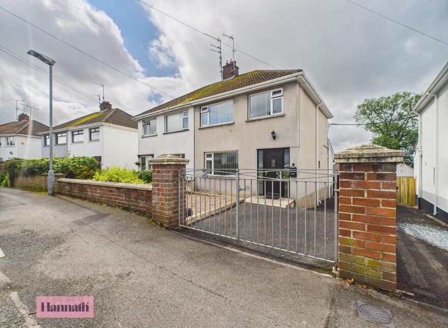 67 Kingsway Drive, Portadown, Craigavon, BT62 3DX photo