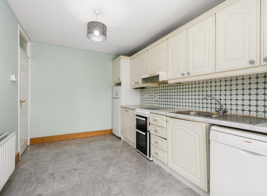 32 Oakcourt Park, Palmerstown, Dublin, D20YX59