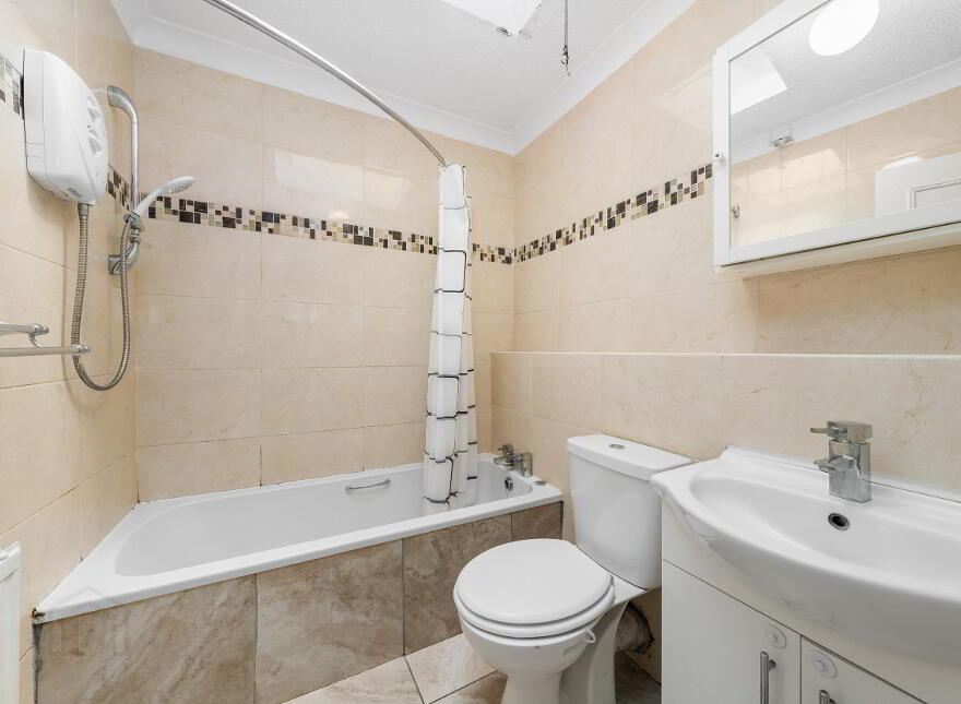 32 Oakcourt Park, Palmerstown, Dublin, D20YX59