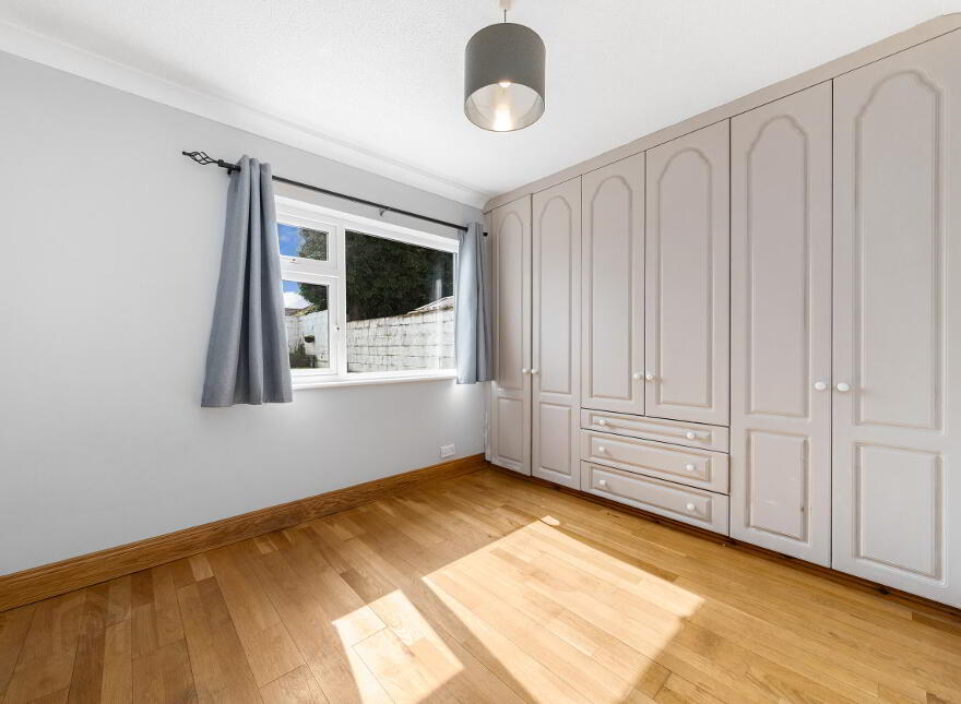 32 Oakcourt Park, Palmerstown, Dublin, D20YX59