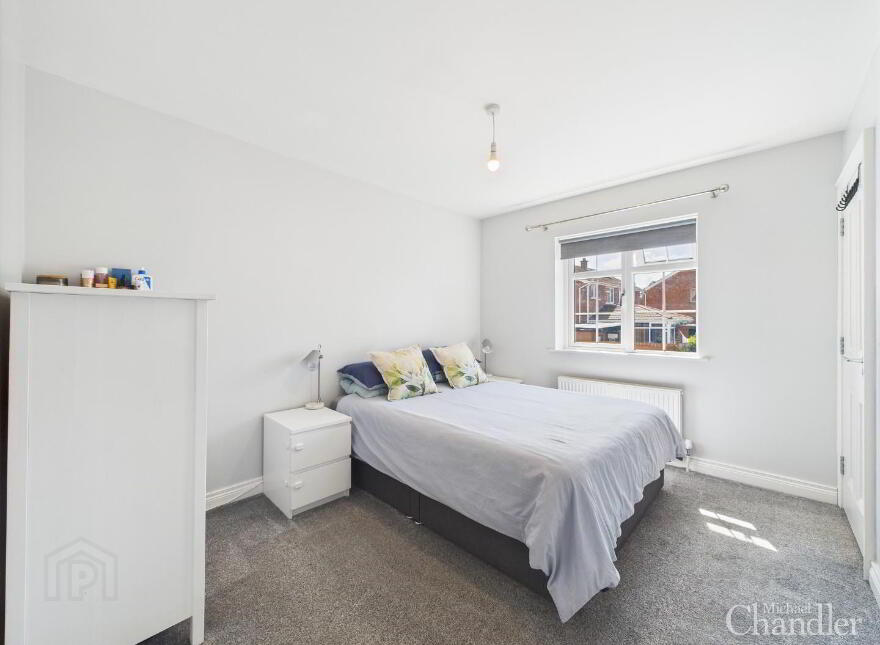 4b Woodbreda Crescent, Belfast, BT8 7JL