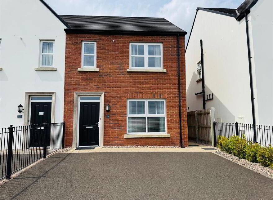 259 Birch Hill, Waterside, Derry / Londonderry, BT47 2FL photo