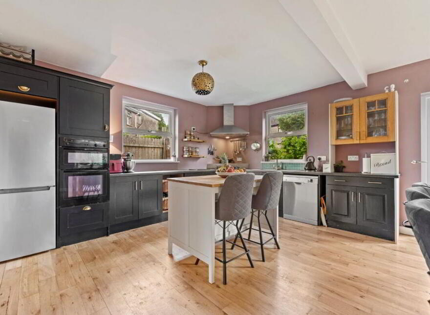 68 Rosary Place, Midleton