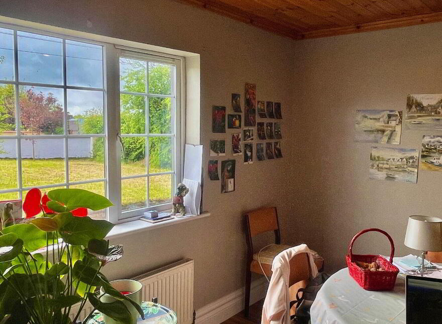 Leitrim East, Moyvane