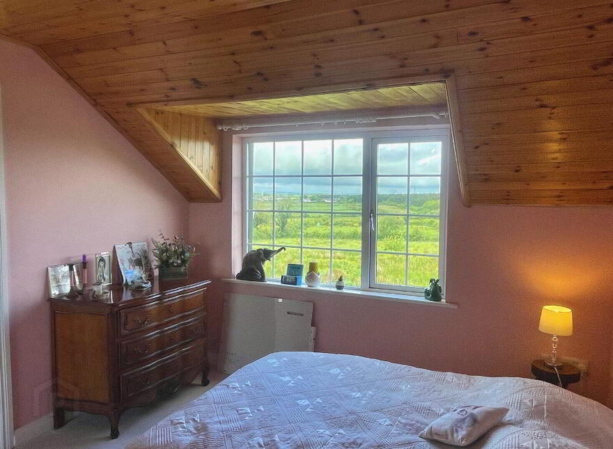 Leitrim East, Moyvane
