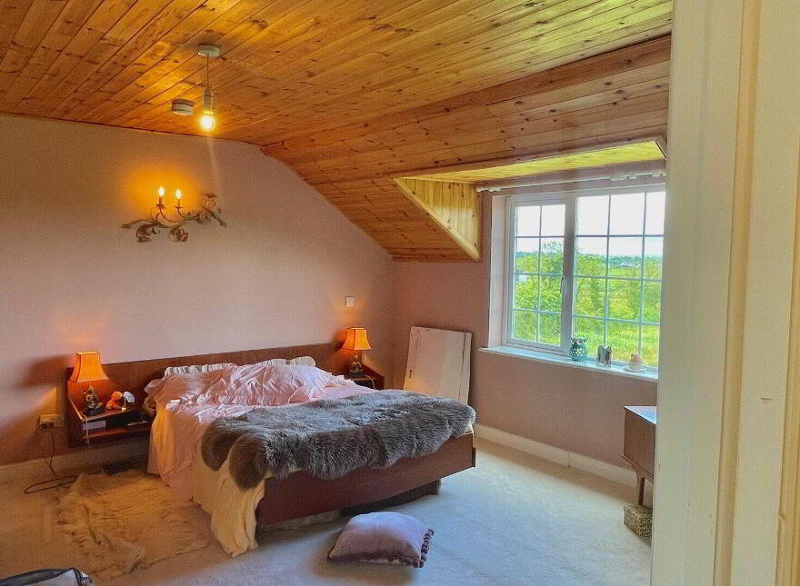 Leitrim East, Moyvane