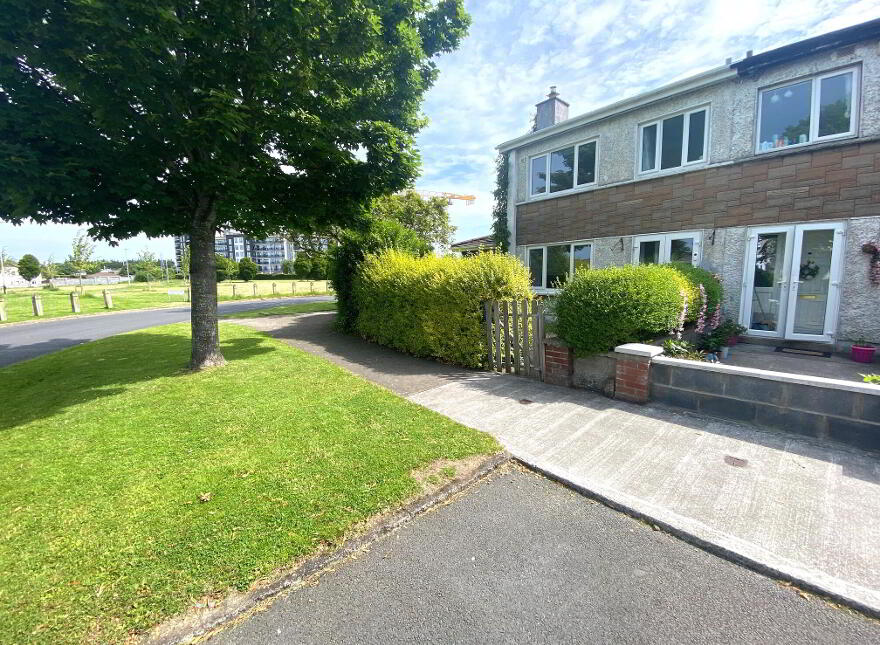 Birchwood Heights, Springfield, Tallaght, Dublin, D24 photo
