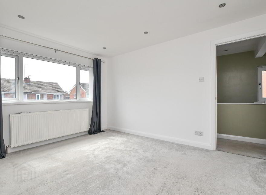 26 Castlelodge Avenue, Comber, Newtownards, BT23 5DN