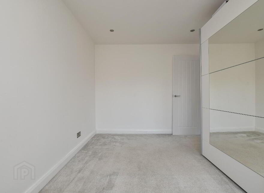26 Castlelodge Avenue, Comber, Newtownards, BT23 5DN