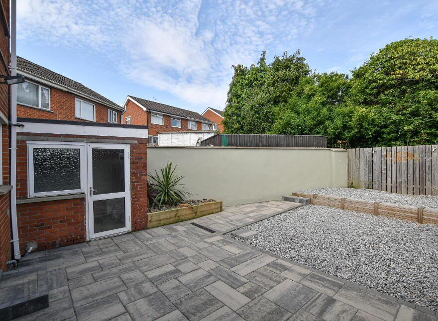 26 Castlelodge Avenue, Comber, Newtownards, BT23 5DN