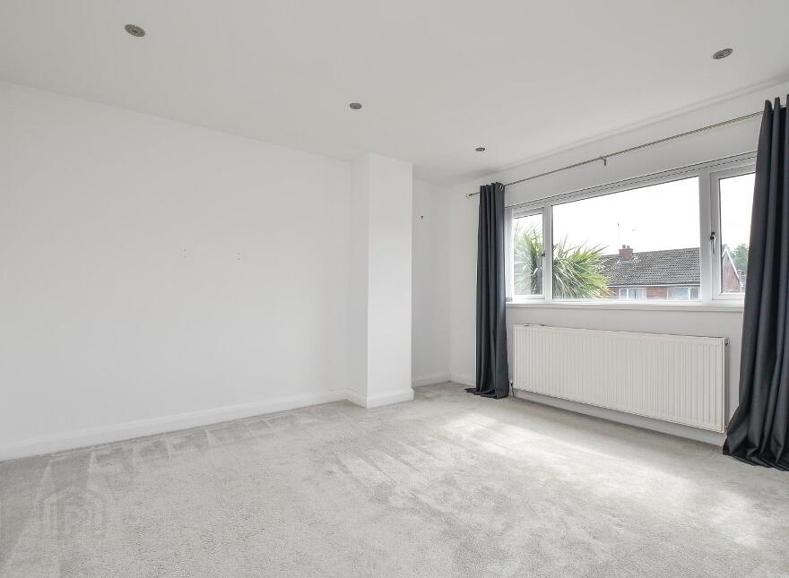 26 Castlelodge Avenue, Comber, Newtownards, BT23 5DN