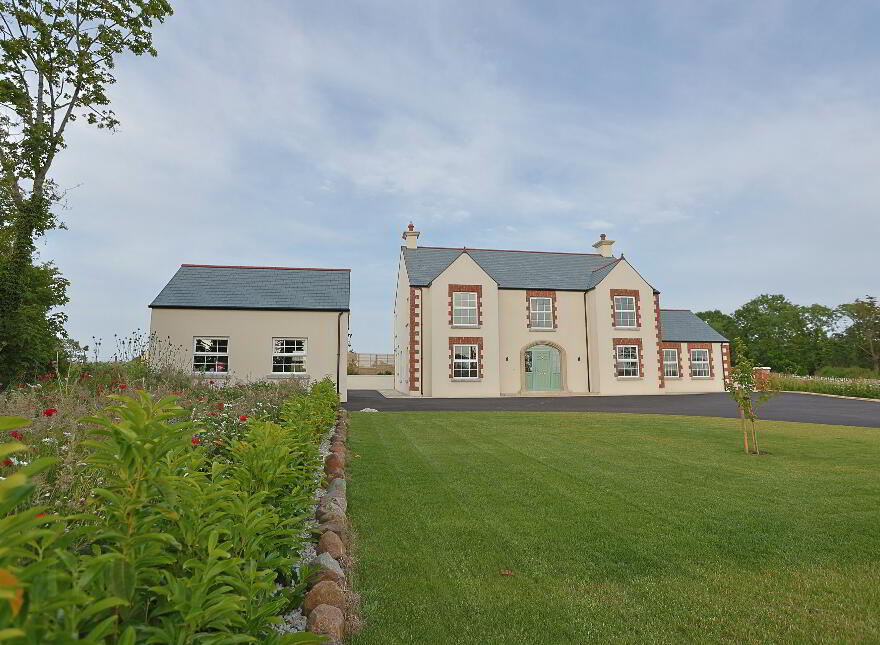 11 Old Road, Ballinderry Upper, Lisburn, BT28 2NF
