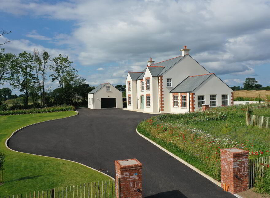 11 Old Road, Ballinderry Upper, Lisburn, BT28 2NF photo