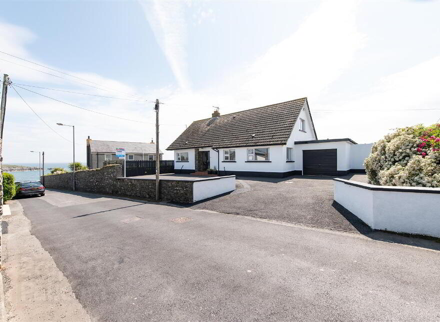 2 Green Road, Ardglass, BT30 7UA photo