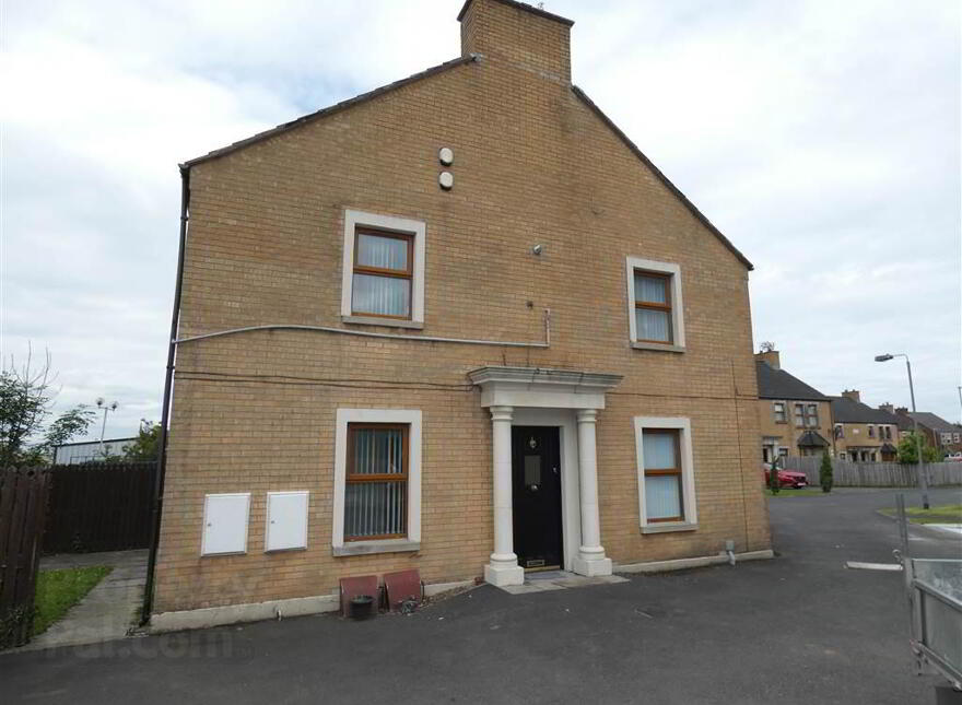 12 Aylesbury Court, Newtownabbey, BT36 7YQ photo