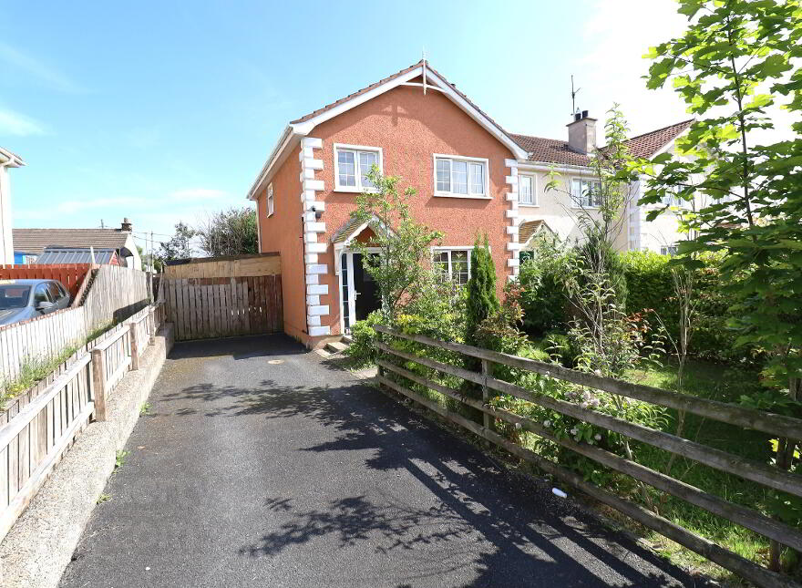 14 Mount Carmel, Kilkeel, BT34 4FP photo