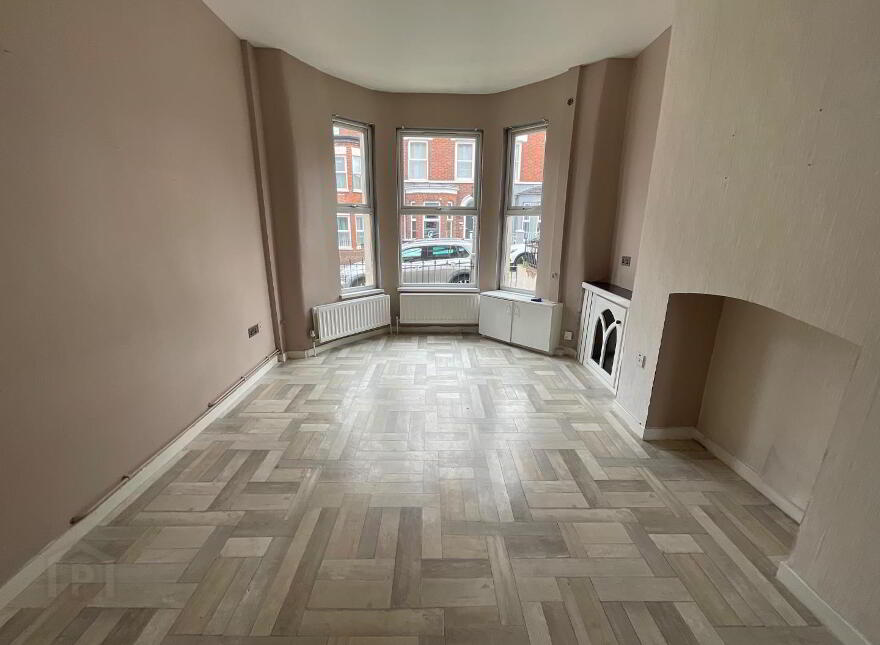 16 Newington Street, Belfast, BT15 2HQ