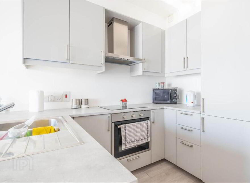 Apt 1, 75 Eglinton Street, Portrush, BT56 8DZ