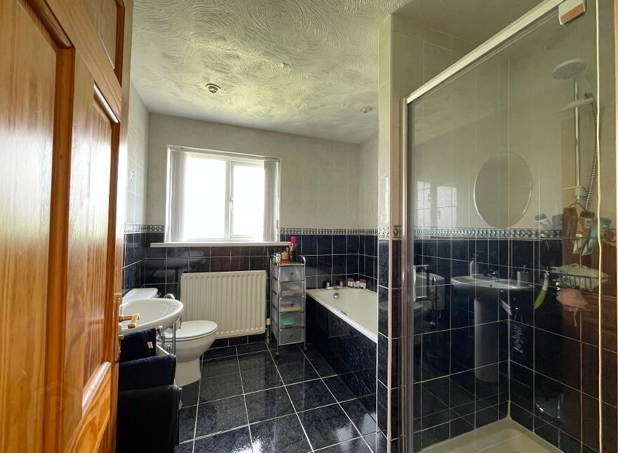 15 Beech Grove, Larne, BT40 2DL