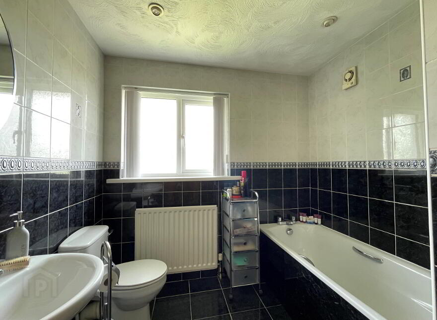 15 Beech Grove, Larne, BT40 2DL