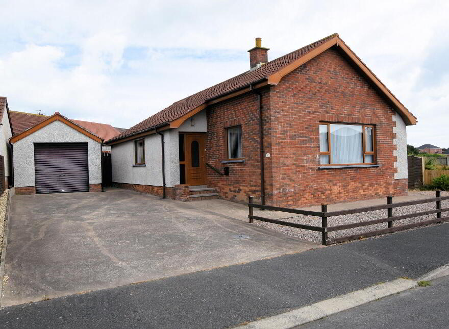 6 Portview Heights, Portavogie, BT22 1SD photo