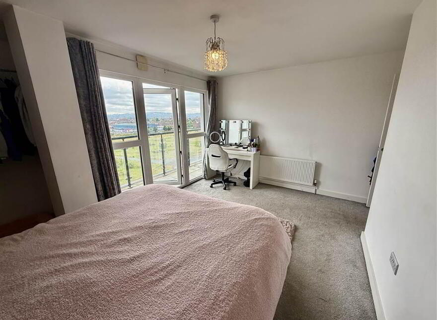 13 The Sandford Building, 21 Bridge End, Belfast, BT5 4AW