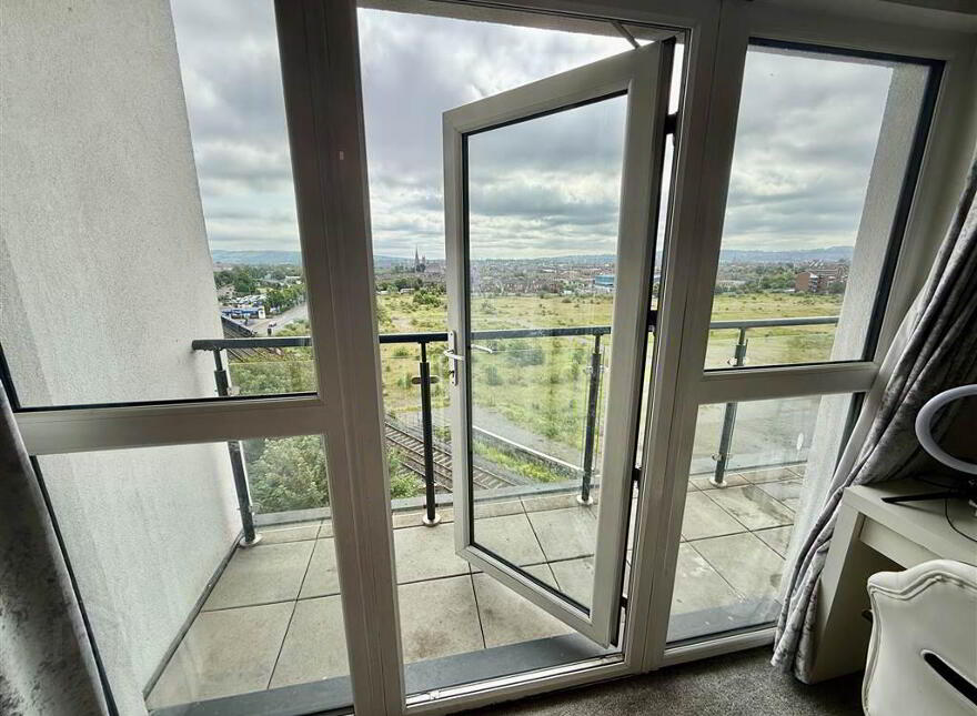13 The Sandford Building, 21 Bridge End, Belfast, BT5 4AW