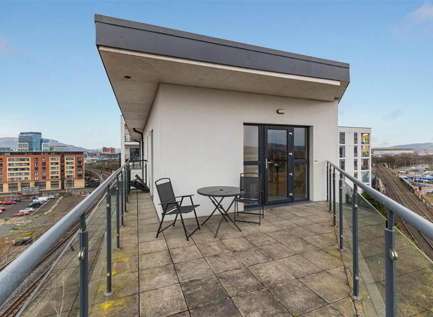 13 The Sandford Building, 21 Bridge End, Belfast, BT5 4AW
