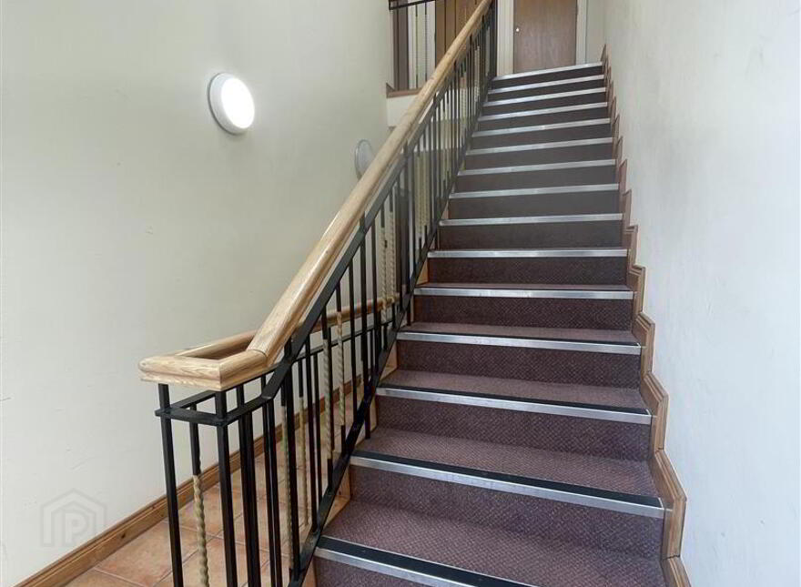 12 Hampton Court, Ballygowan, Newtownards, BT23 6HW