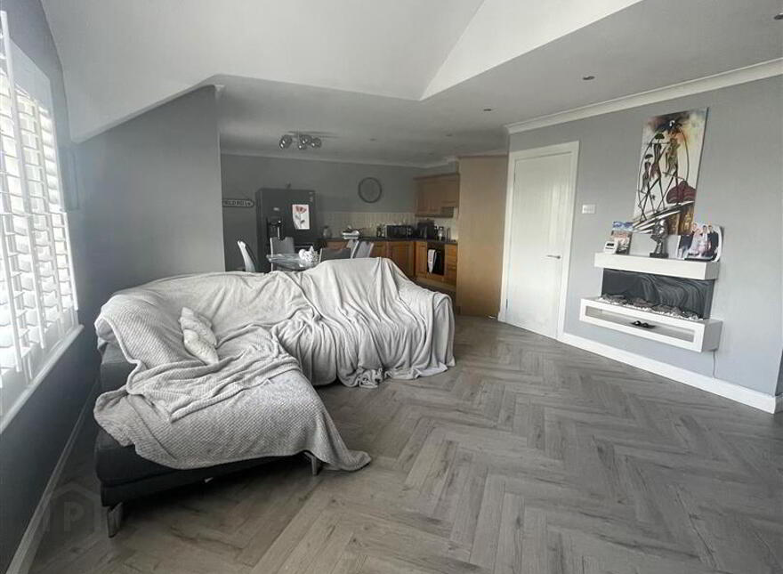 12 Hampton Court, Ballygowan, Newtownards, BT23 6HW