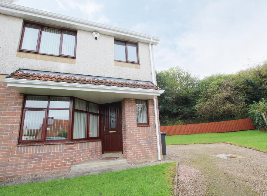 35 Ashbourne, Castledawson, BT45 8HP photo