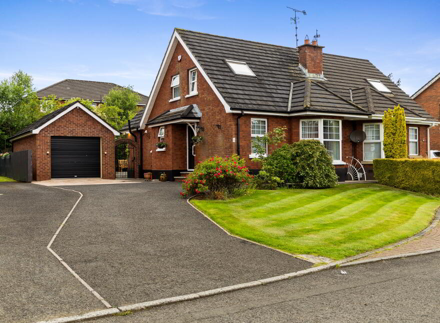 44 Parklands, Ballymena, BT43 6FD photo