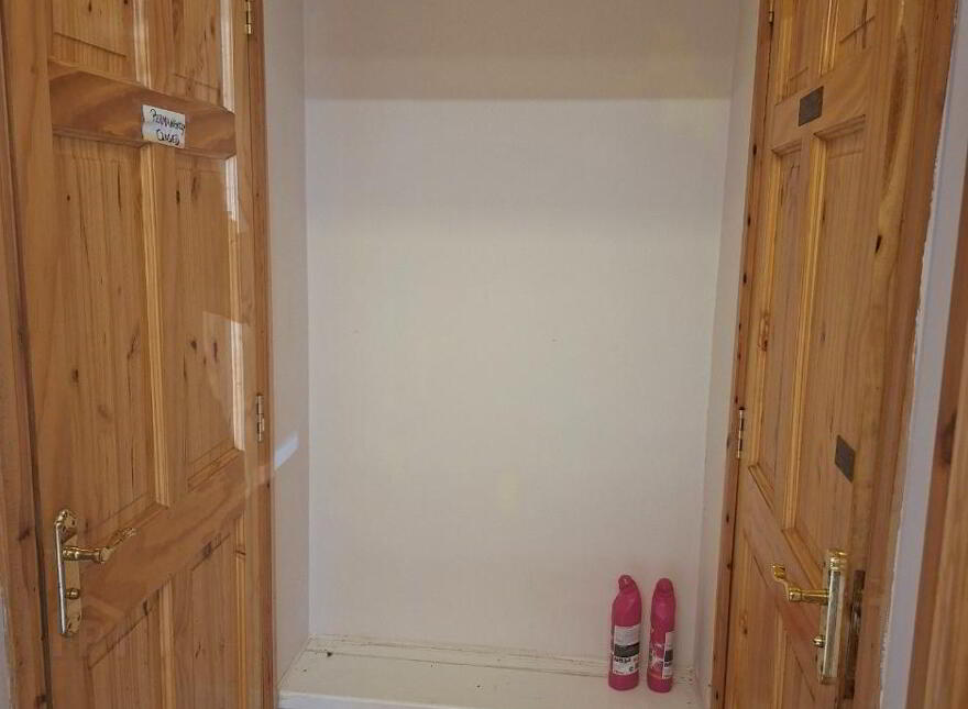 College Street, Ballyshannon, F94ENW5