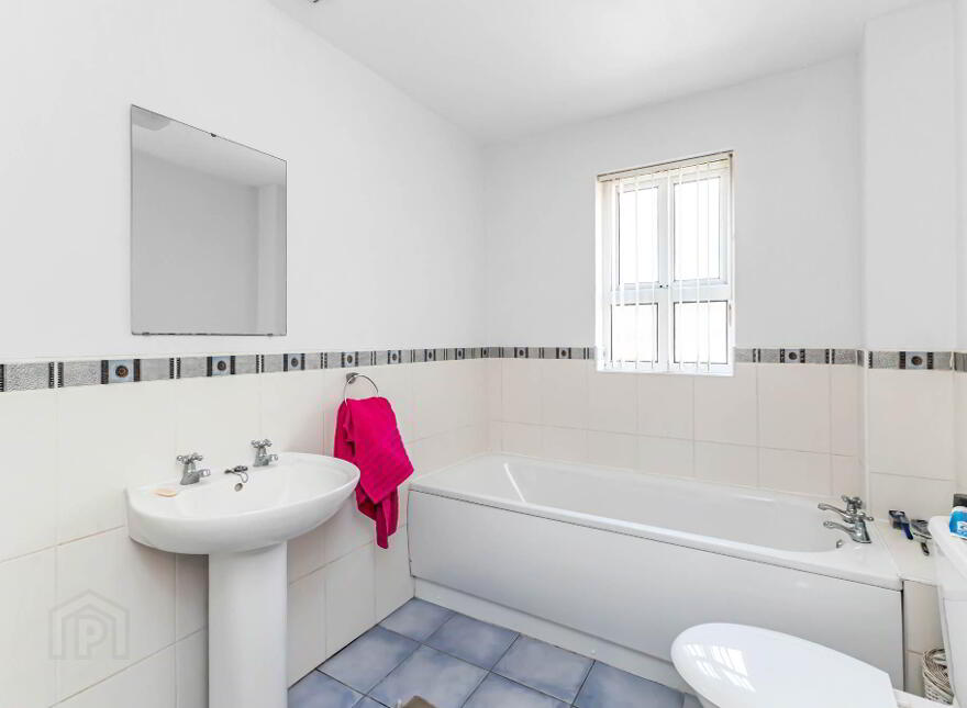 7 Saintfield Mews, Lisburn, BT27 5SU