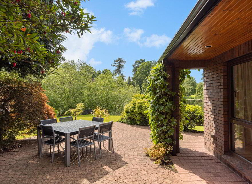 33 Culcavy Road, Hillsborough, BT26 6JD
