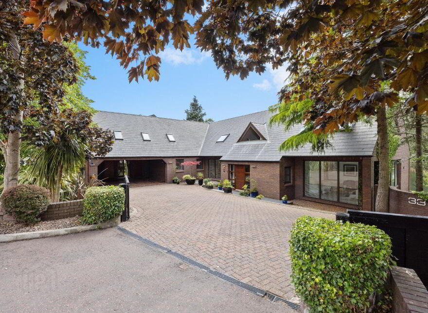 33 Culcavy Road, Hillsborough, BT26 6JD