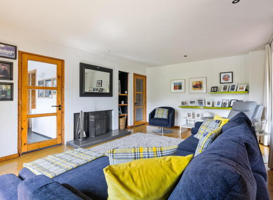 33 Culcavy Road, Hillsborough, BT26 6JD