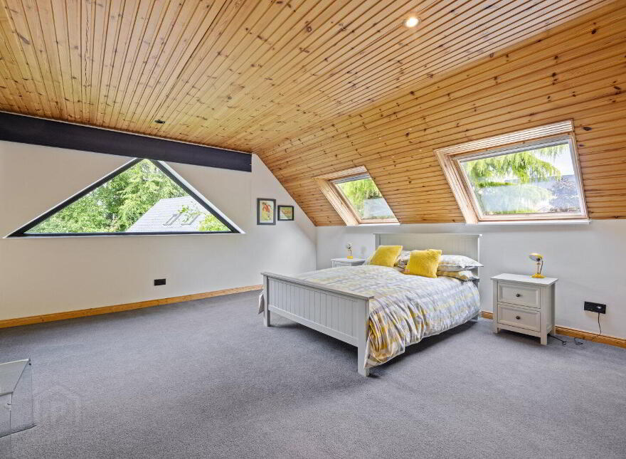 33 Culcavy Road, Hillsborough, BT26 6JD