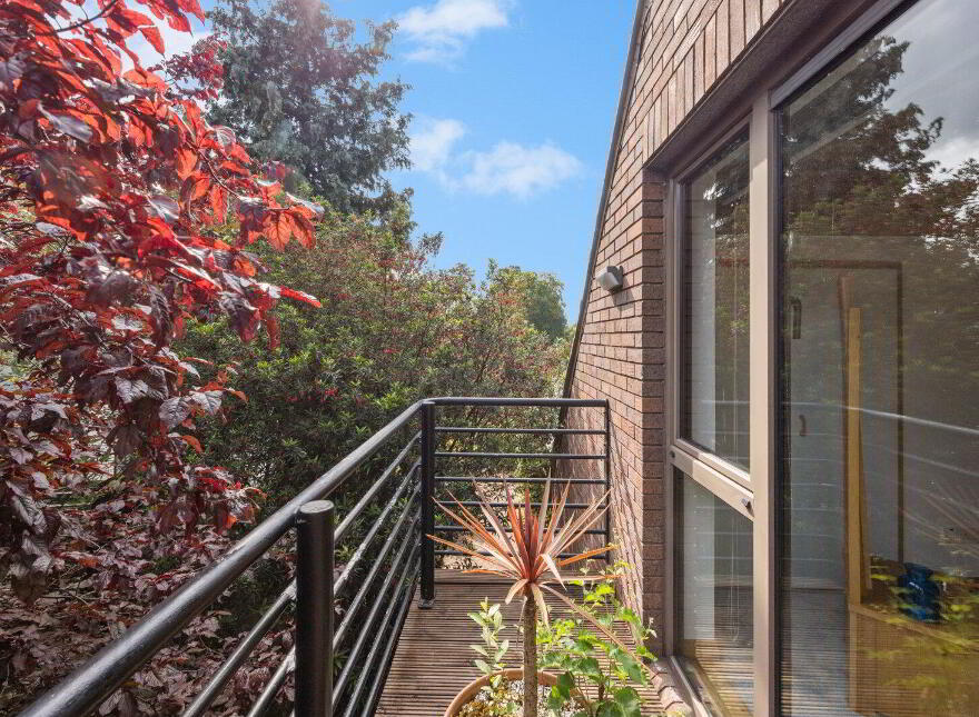 33 Culcavy Road, Hillsborough, BT26 6JD