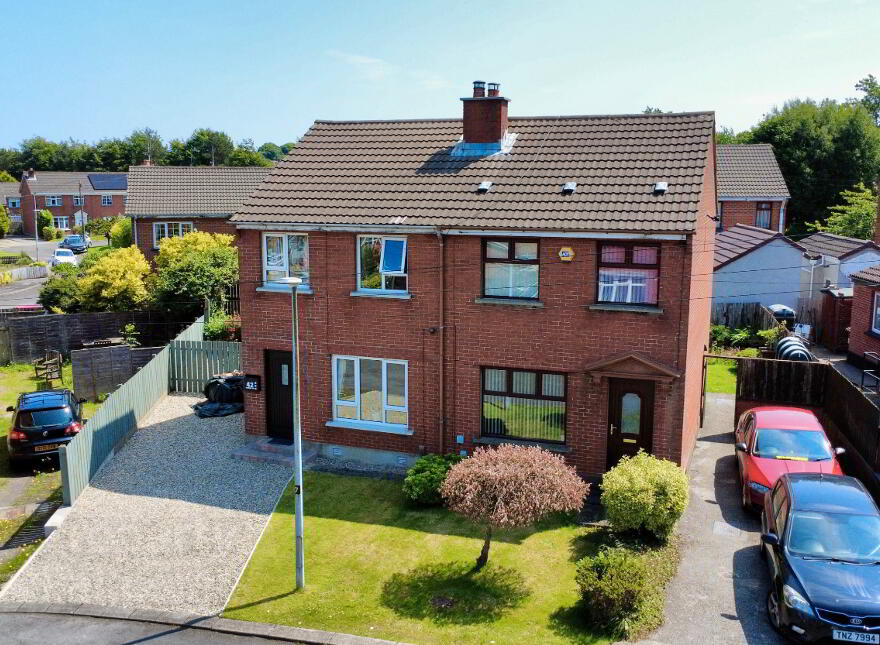 40 Canterbury Park, Kilfennan, L'Derry, BT47 6DU photo