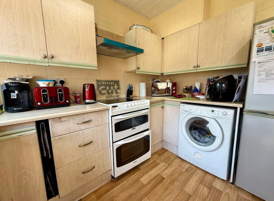 40 Canterbury Park, Kilfennan, L'Derry, BT47 6DU