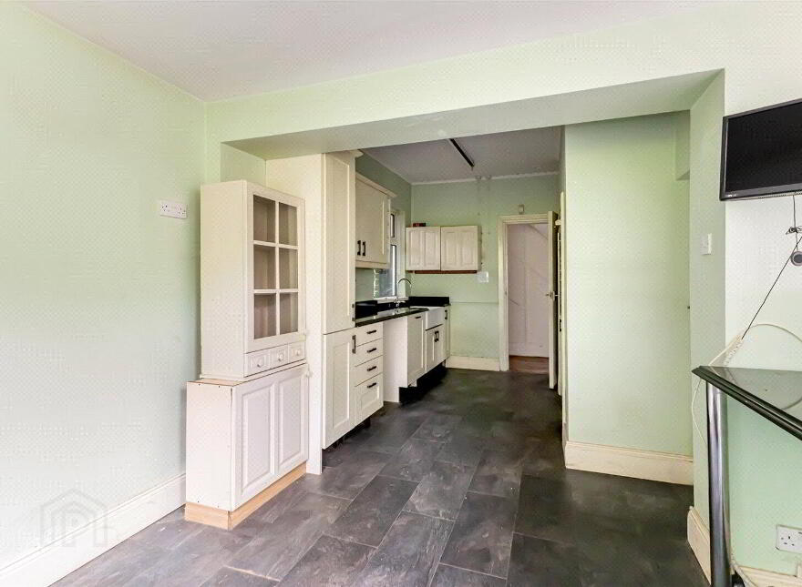 668 Shore Road, Belfast, BT15 4HG