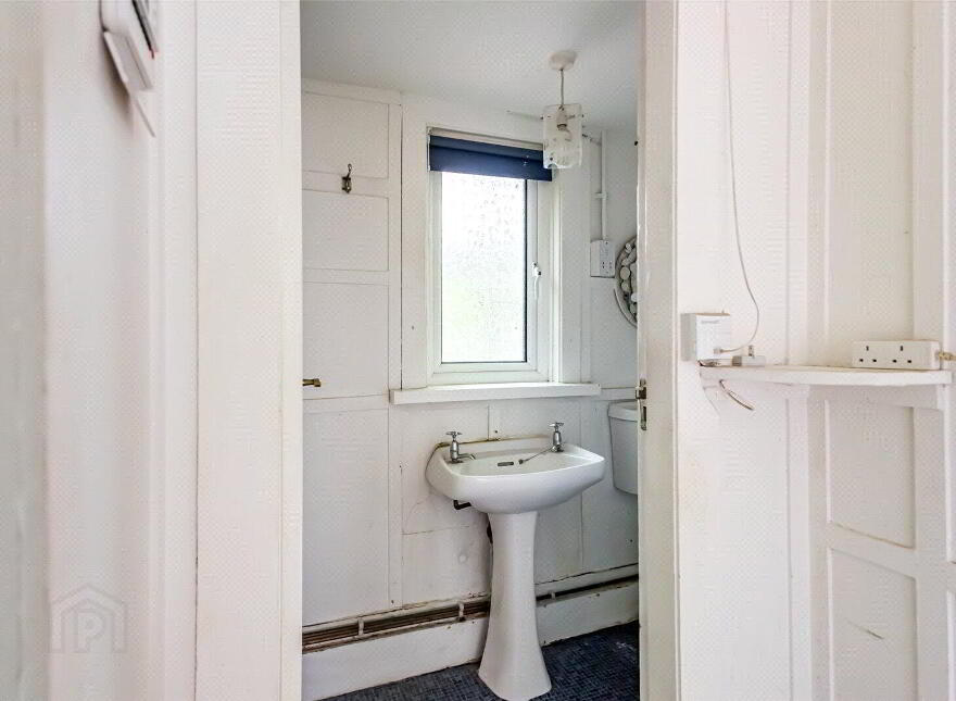 668 Shore Road, Belfast, BT15 4HG