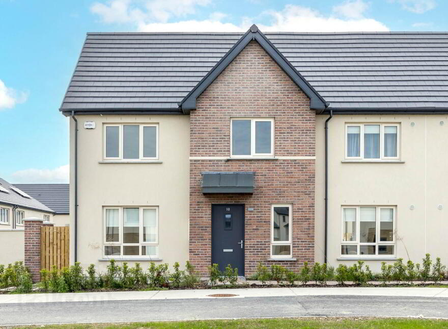 10 The Rise, Kilmartin Grove, Hollystown, D15WKN1 photo