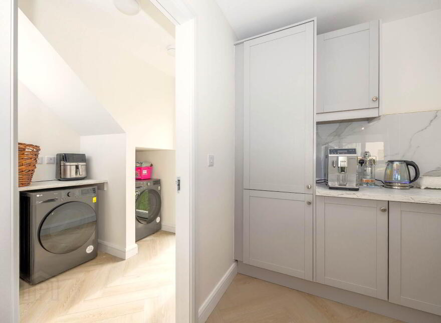 10 The Rise, Kilmartin Grove, Hollystown, D15WKN1